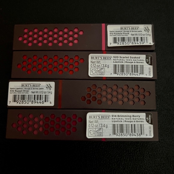 NWT Burt’s Bees Satin Lipsticks Natural Vibrant Color Shade Long Lasting Wear - Picture 8 of 8